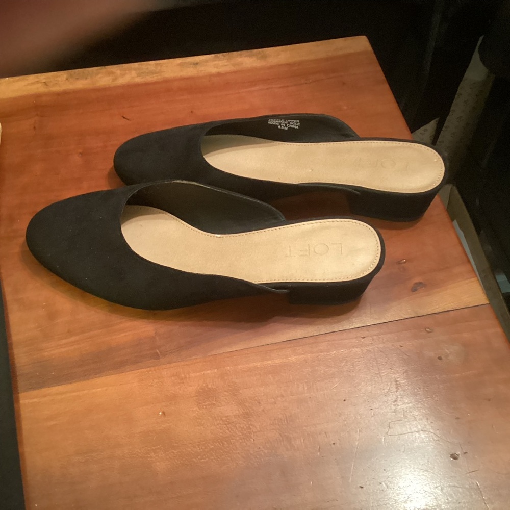 Ann Taylor loft black suede mules size 8.5 M excellent condition.